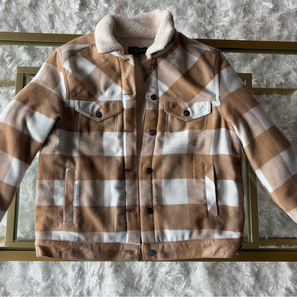 Plaid women’s Jacket in Brown and White faux fur inside size medium love tree